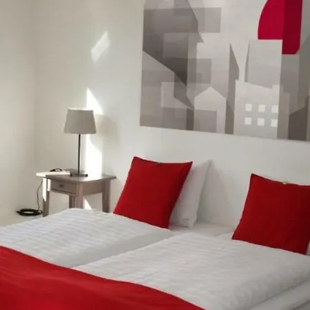 Old Town Deluxe Apartment *